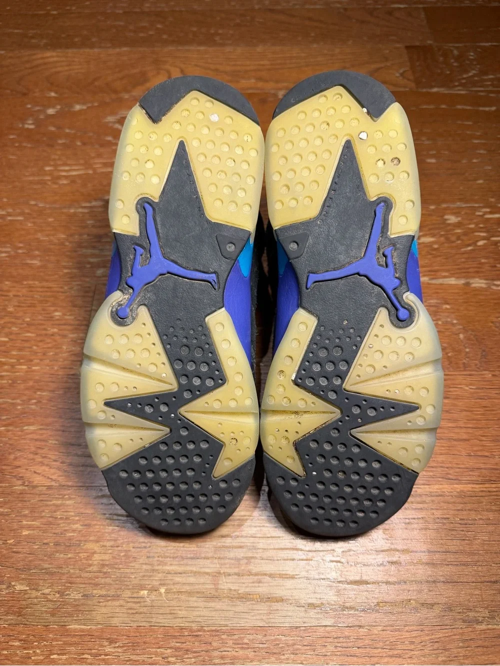 2023 Youth Jordan 6 Aqua